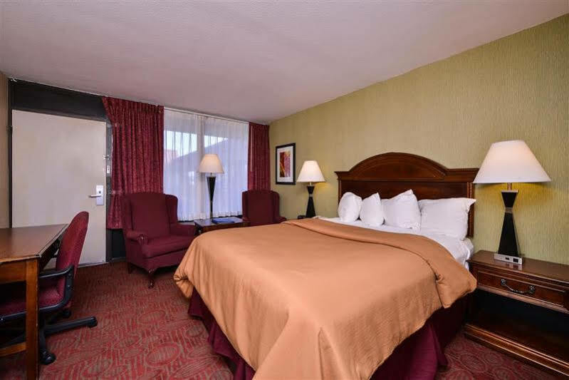 Best Western Northgate Inn Pampa Экстерьер фото